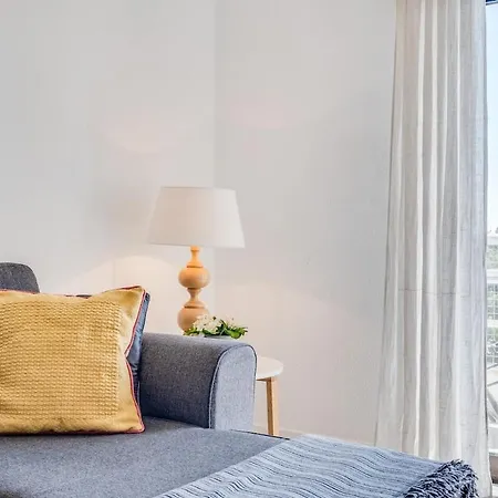 Apartment Bright Elimar *