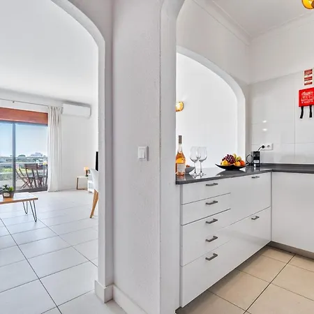 Bright Elimar Apartment *